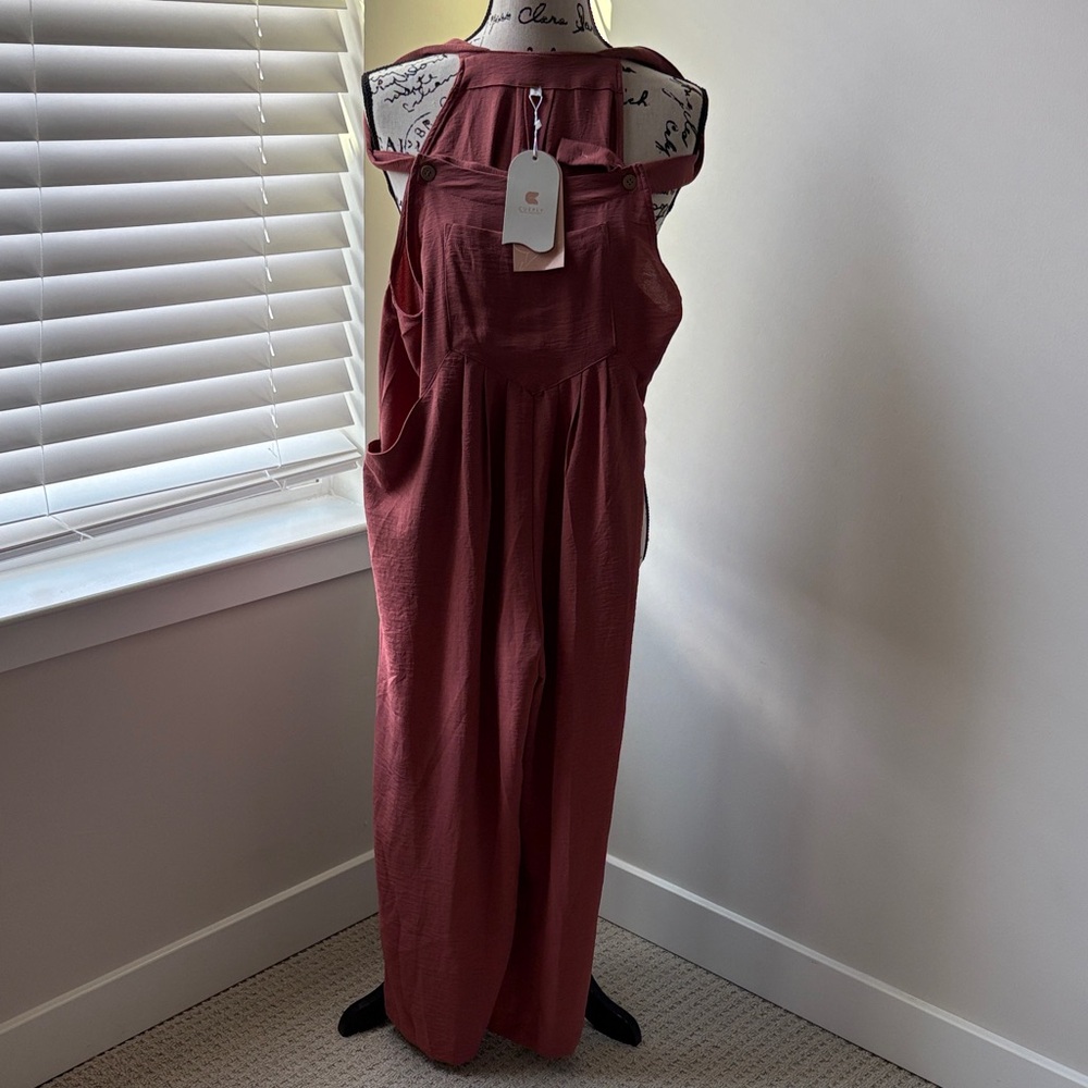NWT Cueply Wide Leg Overalls -Size Small - Picture 2 of 9